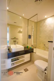Central 1 BR apartment in Canal View Dubai - Image 5