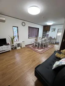 KM HOUSE - Image 2