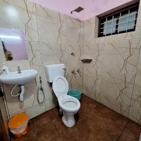 Sindhooram Holiday Home - Priyam - Image 4
