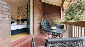 Boutique Apartment With Private Roof Terrace - Image 3