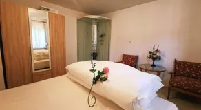 Rosen Garten Haus - Image 2