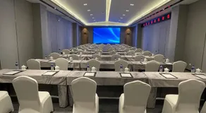 Beijing Jingyi Hotel - Image 5