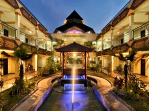 Yusro Hotel Restaurant & Convention - Image 3