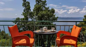 View Blue Apartments - Image 5