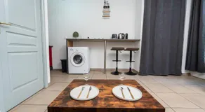 Ô Coin Des Voyageurs - Wifi, TV, Terrasse - Image 3
