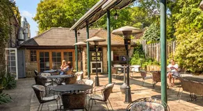 Santo's Higham Farm Hotel - Image 5