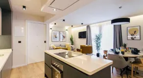 Modern attractive- 2Bd 2Bth- centric - Image 3