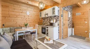 Espléndido apartamento vacacional con jacuzzi, jardín y barbacoa | Vistas a la montaña - Image 2