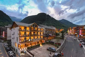 Boutique B&B by the Ancient Road (Shennongjia Dajiuhu Branch) - Image 3