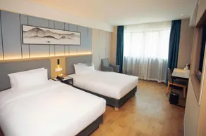 Qingmu Selected Hotel (Taizhou Jiangyan Avenue Oriental Never-Sleeping City Branch) - Image 2
