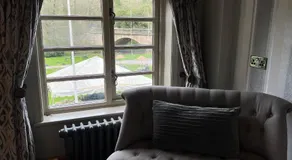 The Bridge House Restaurant and Hotel - Image 2