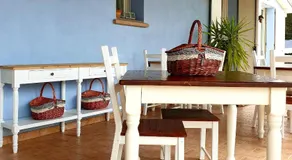 Insolent Inn - Image 5