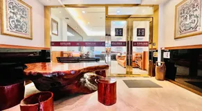 Mucha Boutique Hotel - Image 3