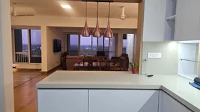Luxurious Waterfront Apartment Infinity - Image 3