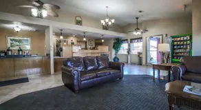 Sunrise Inn - Image 4