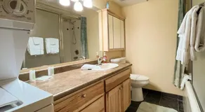 1BR 1BA for 5 Close to Outdoor Activities - Image 5