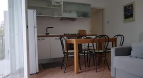 Max's House - Image 3