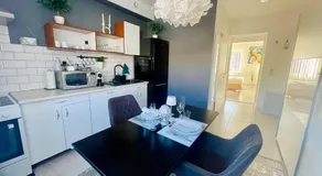Alpesi Apartman Downtown - Image 2