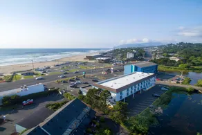 OYO Ocean Breeze Hotel at Lincoln City - Image 2