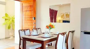 Secluded Apartment with Full Kitchen & Balcony Garden View - Image 4