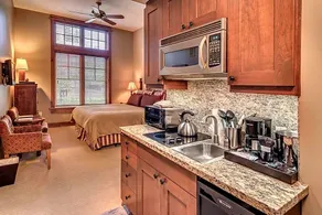 Tahoe Mountain Lodging - Image 3