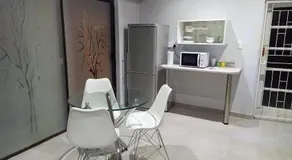 4 on Verbena - Image 3