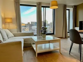 Modern 2BR 1.5 BA Near Diamond District by Oneluxstay - Image 4