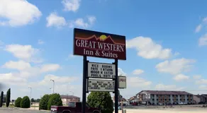 Great Western Inn & Suites - Image 5
