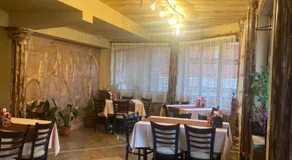 Family Hotel Yola - Image 5