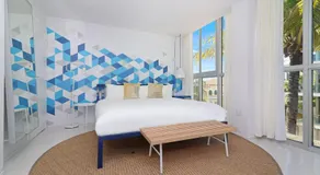 250 Collins By Sextant - Image 2
