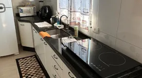 Apartamento confortável e bem localizado - Image 3