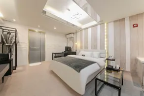 Cheongdo Hotel X - Image 2