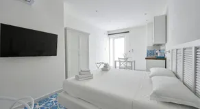 Omare Apartments - Image 2