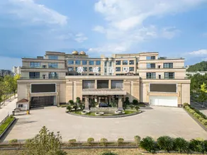 Chicheng Hotel - Image 4