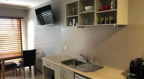 Saltair Luxury Accommodation - Adults Only - Image 3