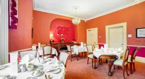Georgian Hotel - Image 5