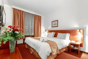 Arcadia Hotel - Image 2