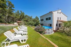 House Max - Image 1