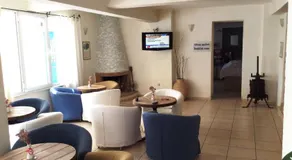 Rozos Hotel - Image 5