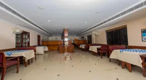 Kallada Golden Hotel - Image 4