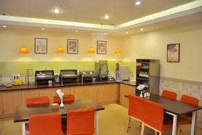 Home Inn Chengde Mountain Resort Dutongfu Street - Image 3