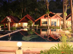 Penny's Resort - Image 2