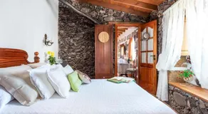 Romantic Hamlet Cottage with Private Pool La Fragua de Eliseo - Image 2