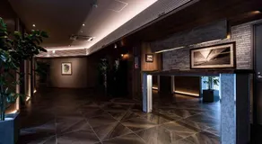Y-HOTEL - Image 4