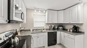 Stylish & Cozy 2br Home Great Location & Comfort - Image 4