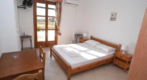 Fotis apartments Naxos Plaka - Image 2