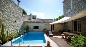 LA DEMEURE Bed and Breakfast - Image 3