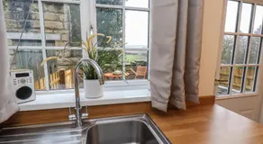 4 Lilac Cottages - Image 4