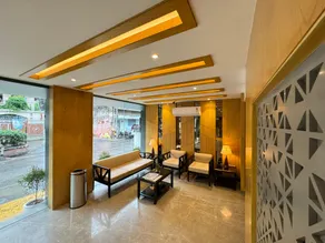 Hotel President - Image 2