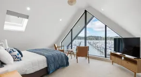 Bay of Islands Apartment with Marina Views - Image 2